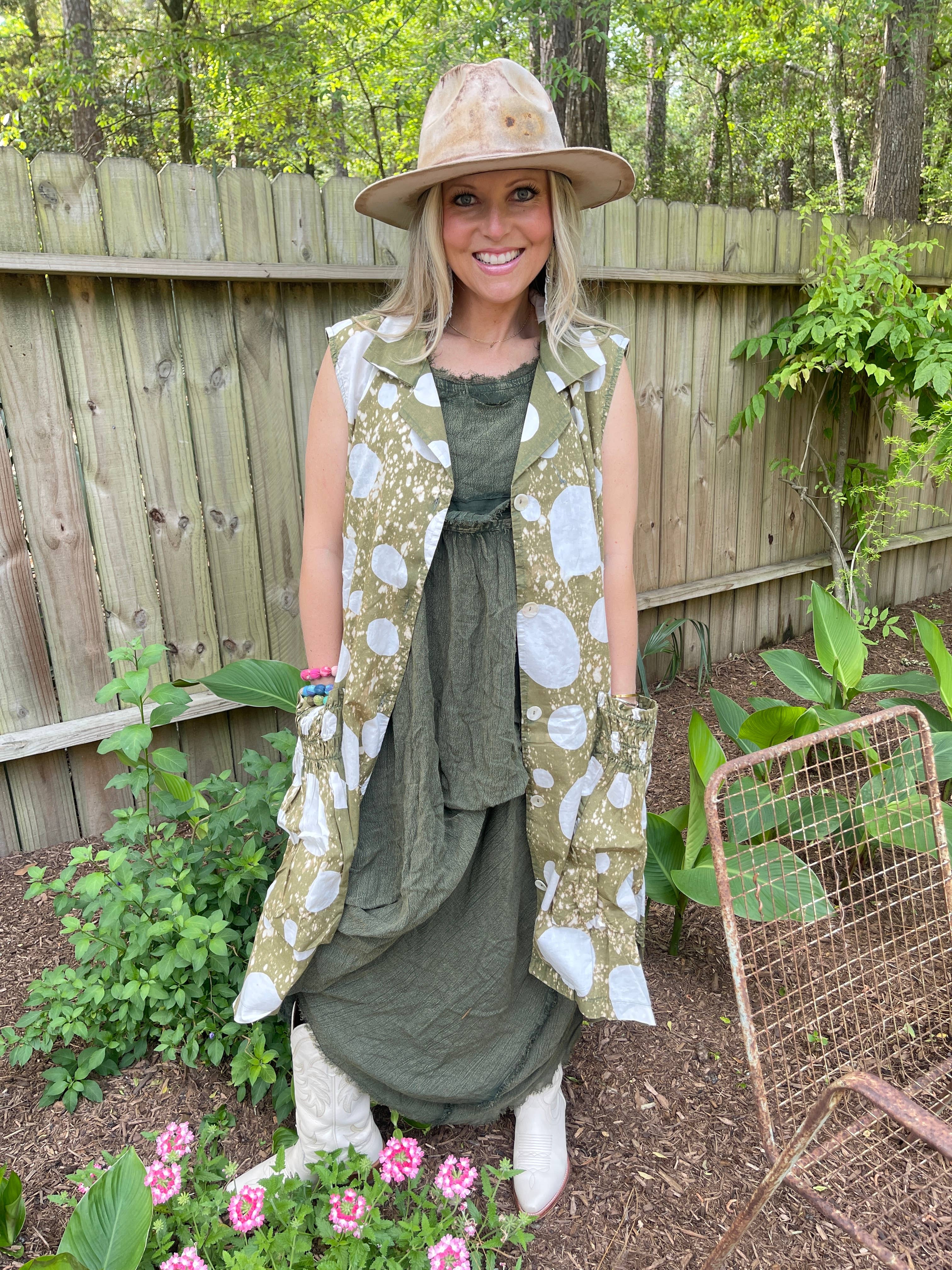 Dotty Funky Pocket Duster - Olive