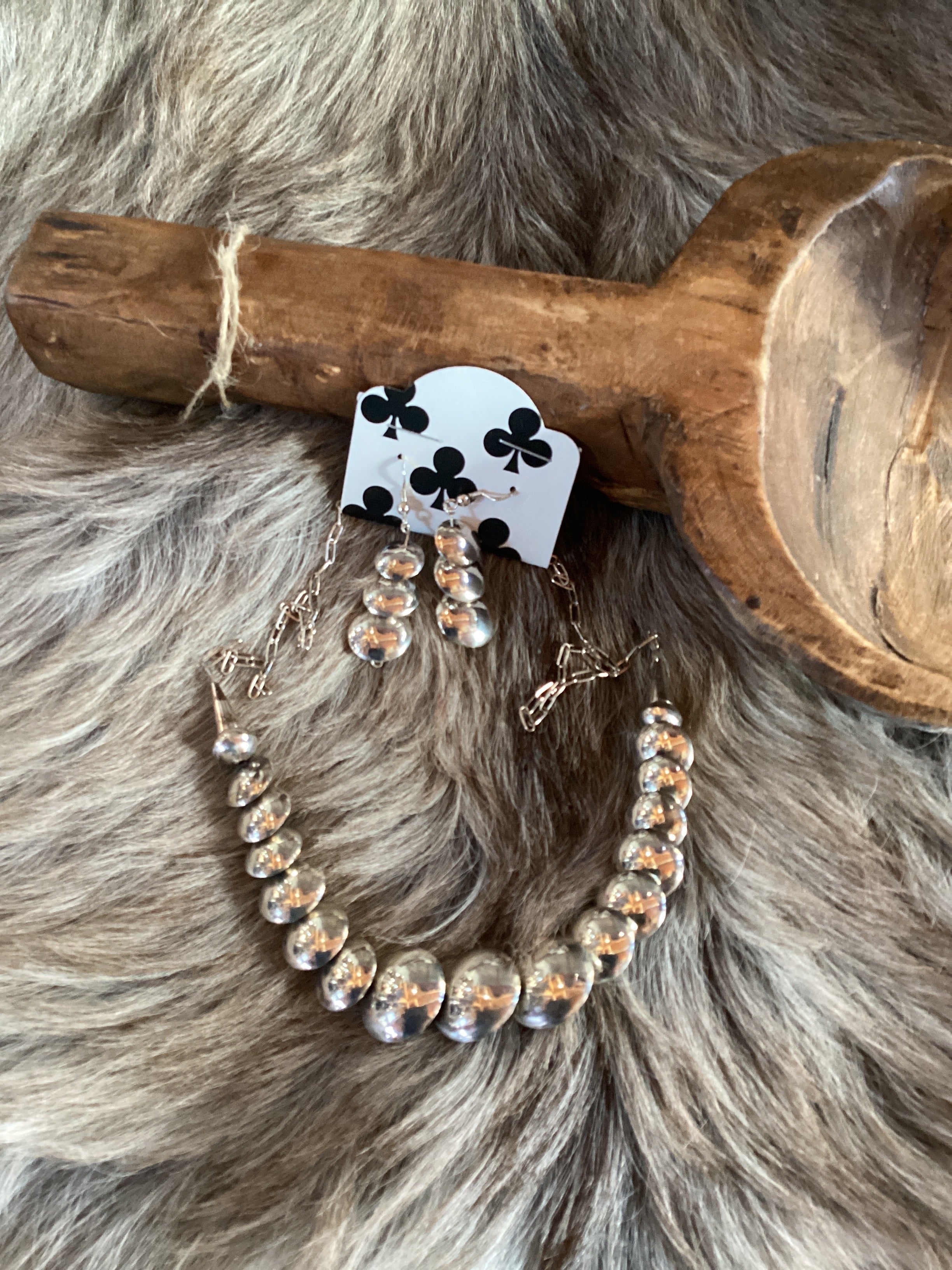 Flat Pearl Earring/Neck Set