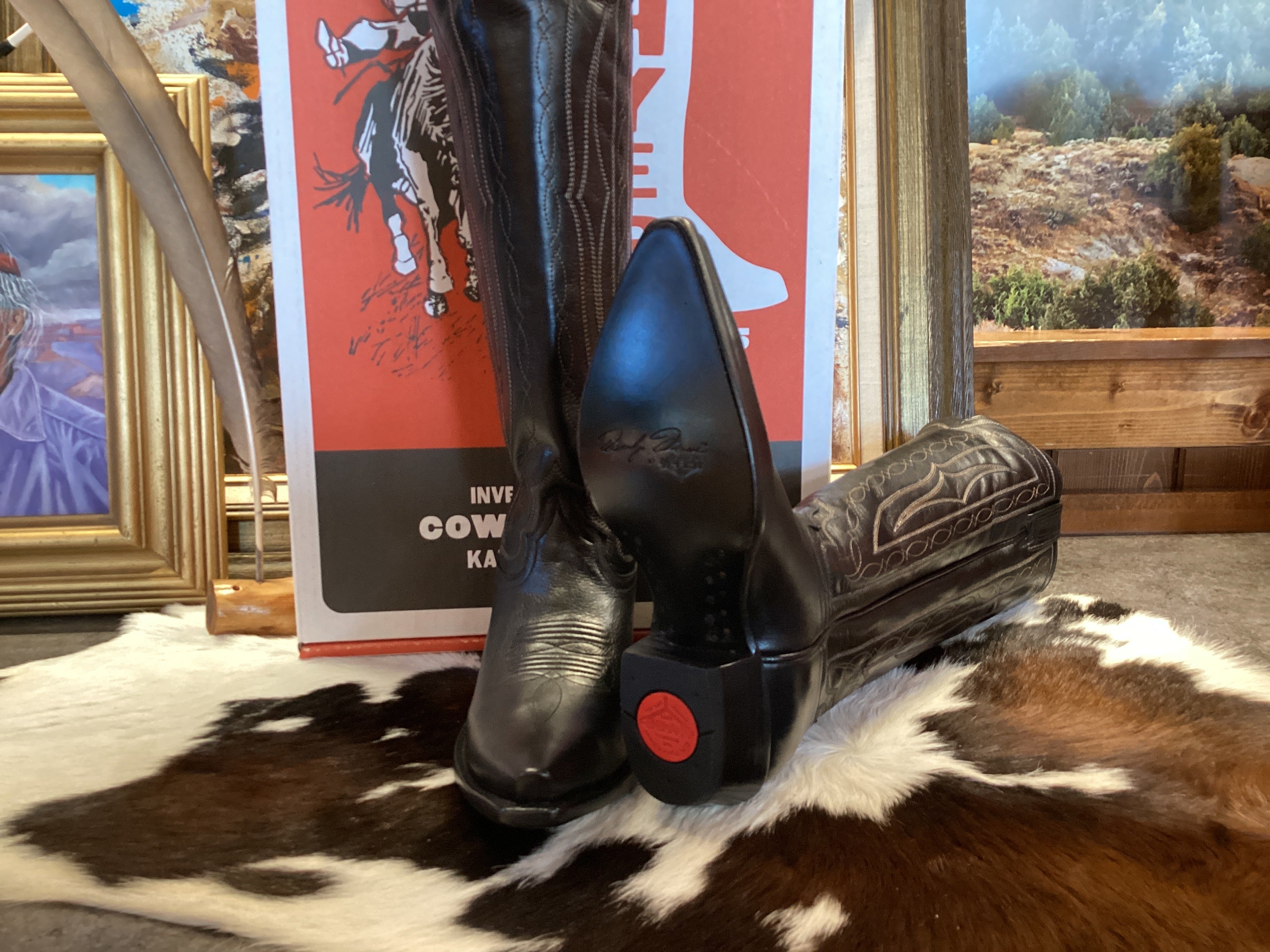 Hyer Woman's Wildcat Tall-Black