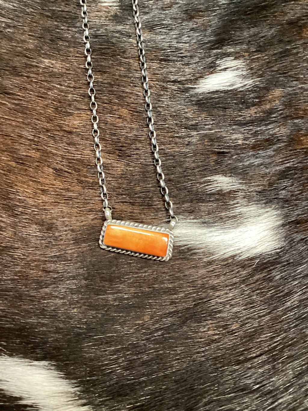 Navajo Handmade Sterling Silver Orange Spiny Oyster Shell Bar Necklace 16”