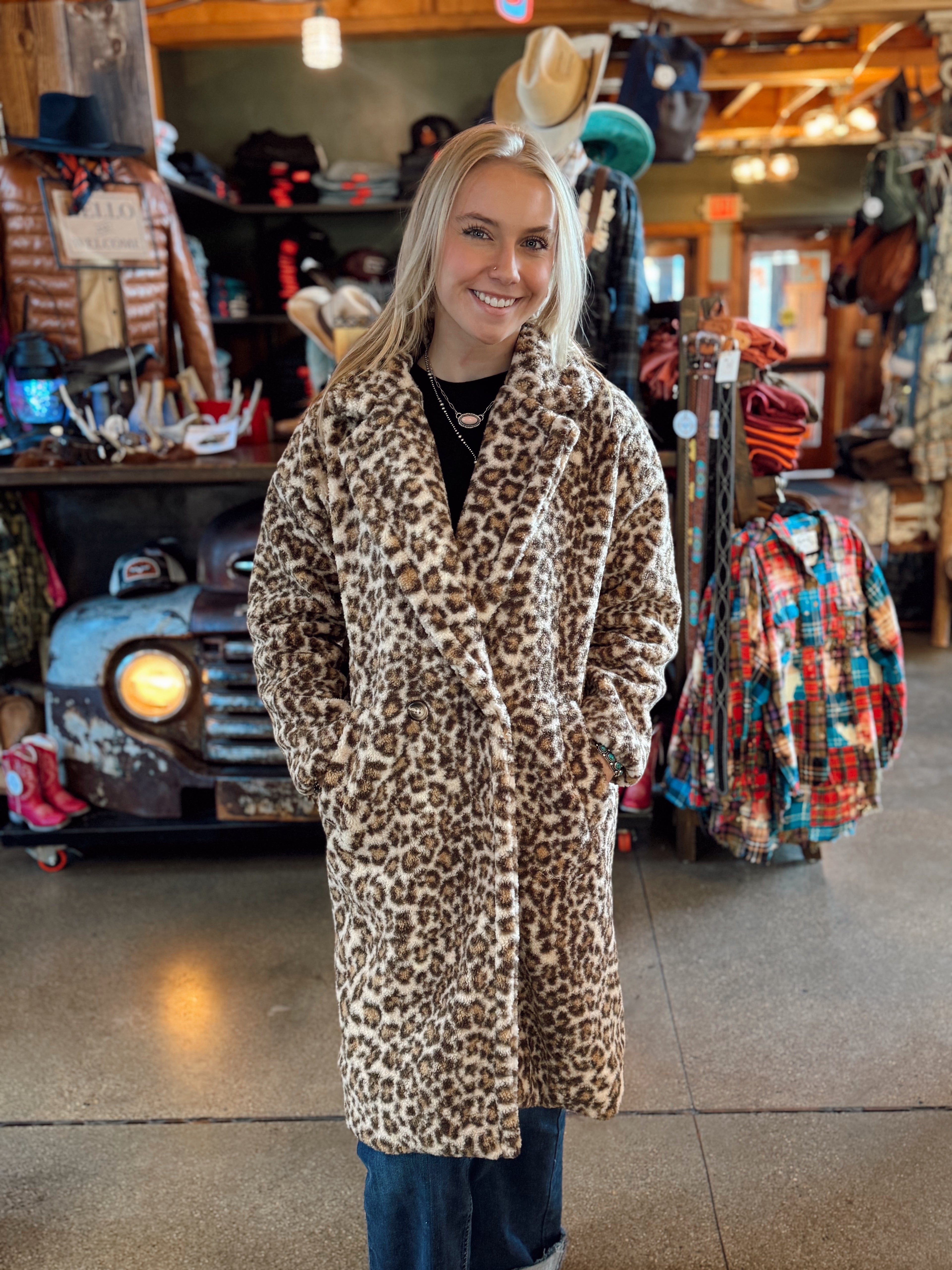 ANIMAL SHEARLING OVERSIZED COAT - 10768J