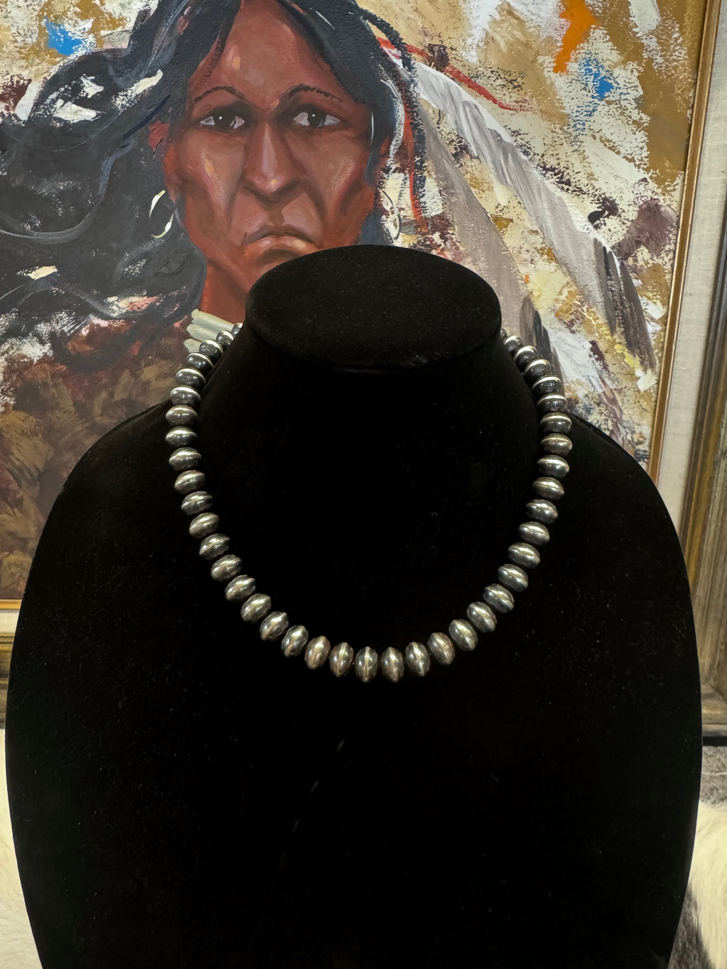 Consignment MJ Graduated Saucer Navajo Pearl Necklace