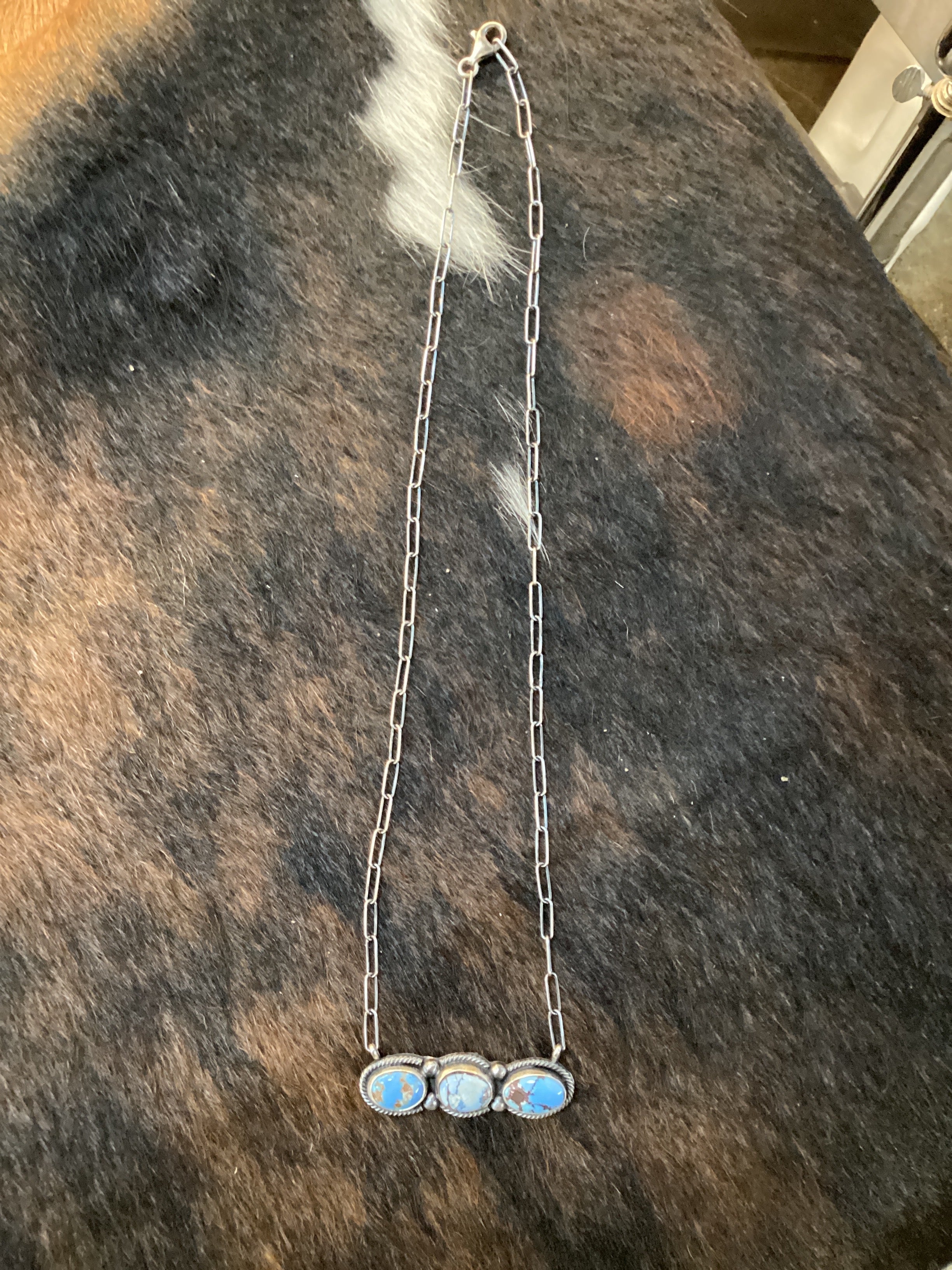 SS Three-Stone Golden Hills Necklace