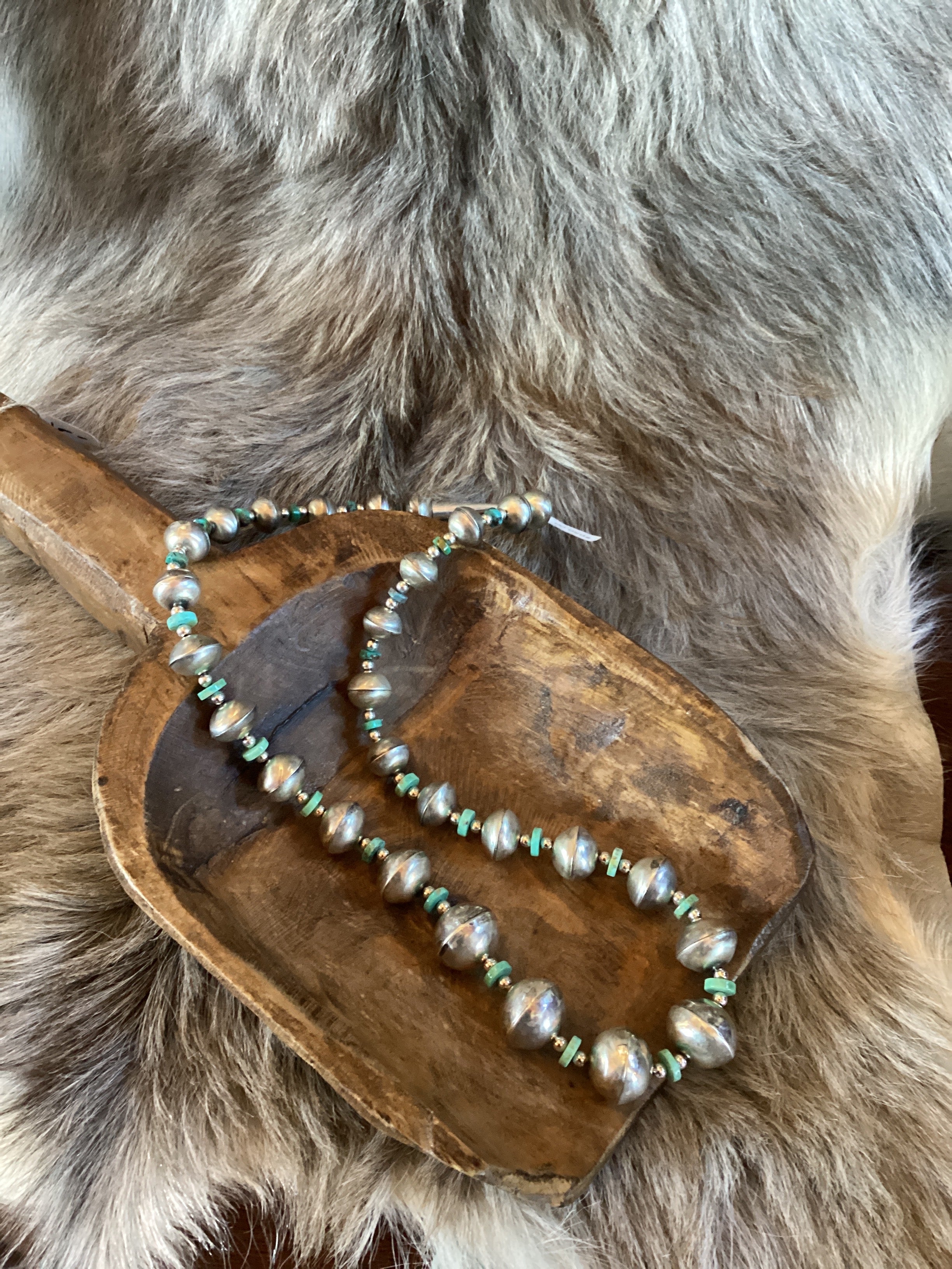 35" Navajo Pearl Strand