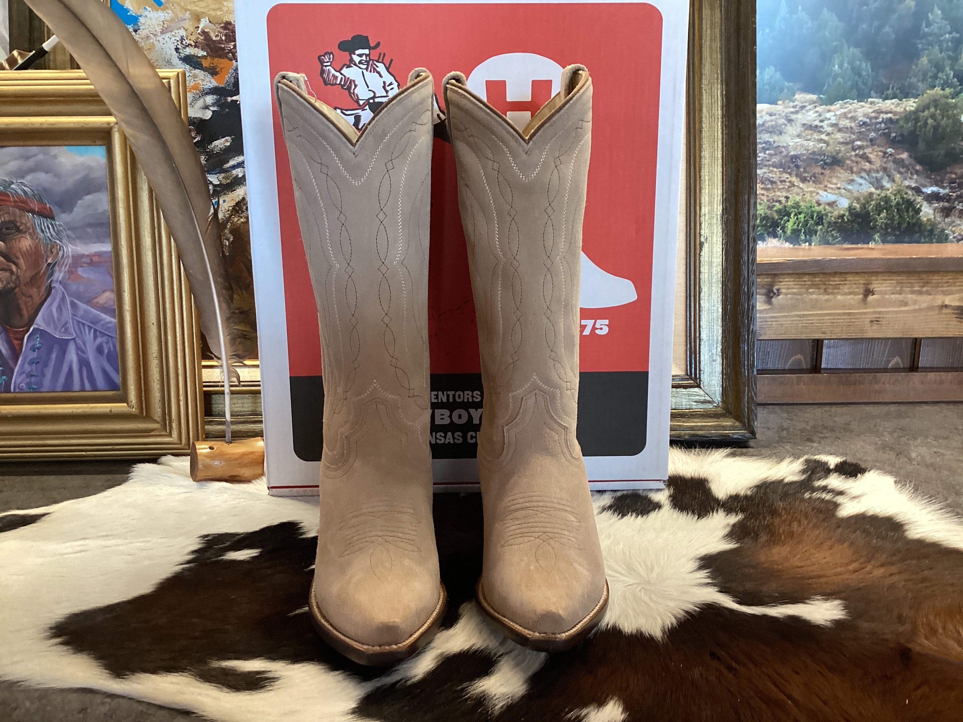Hyer Woman's Wildcat-Tan