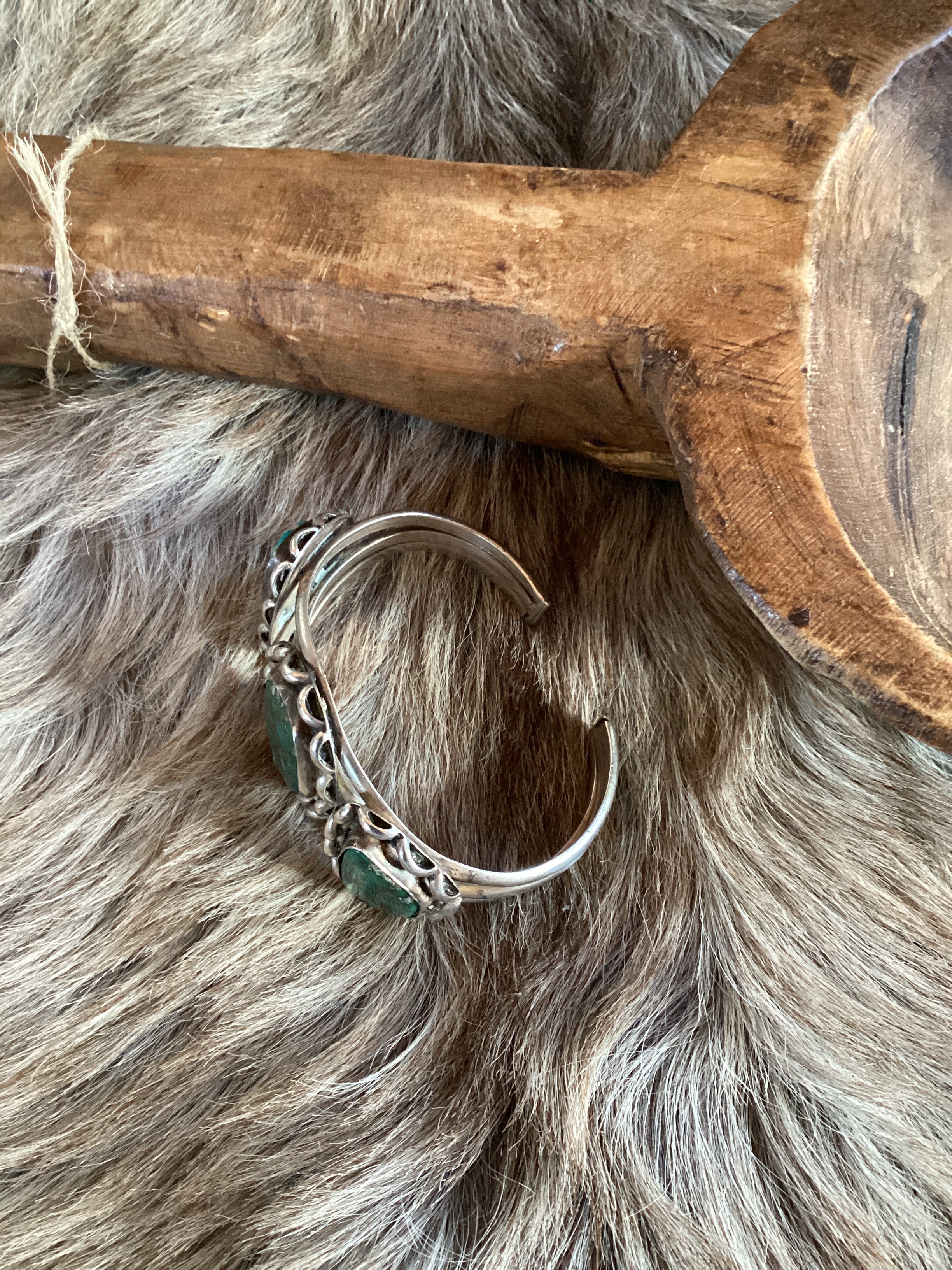 Vintage Cuff-3 Stone