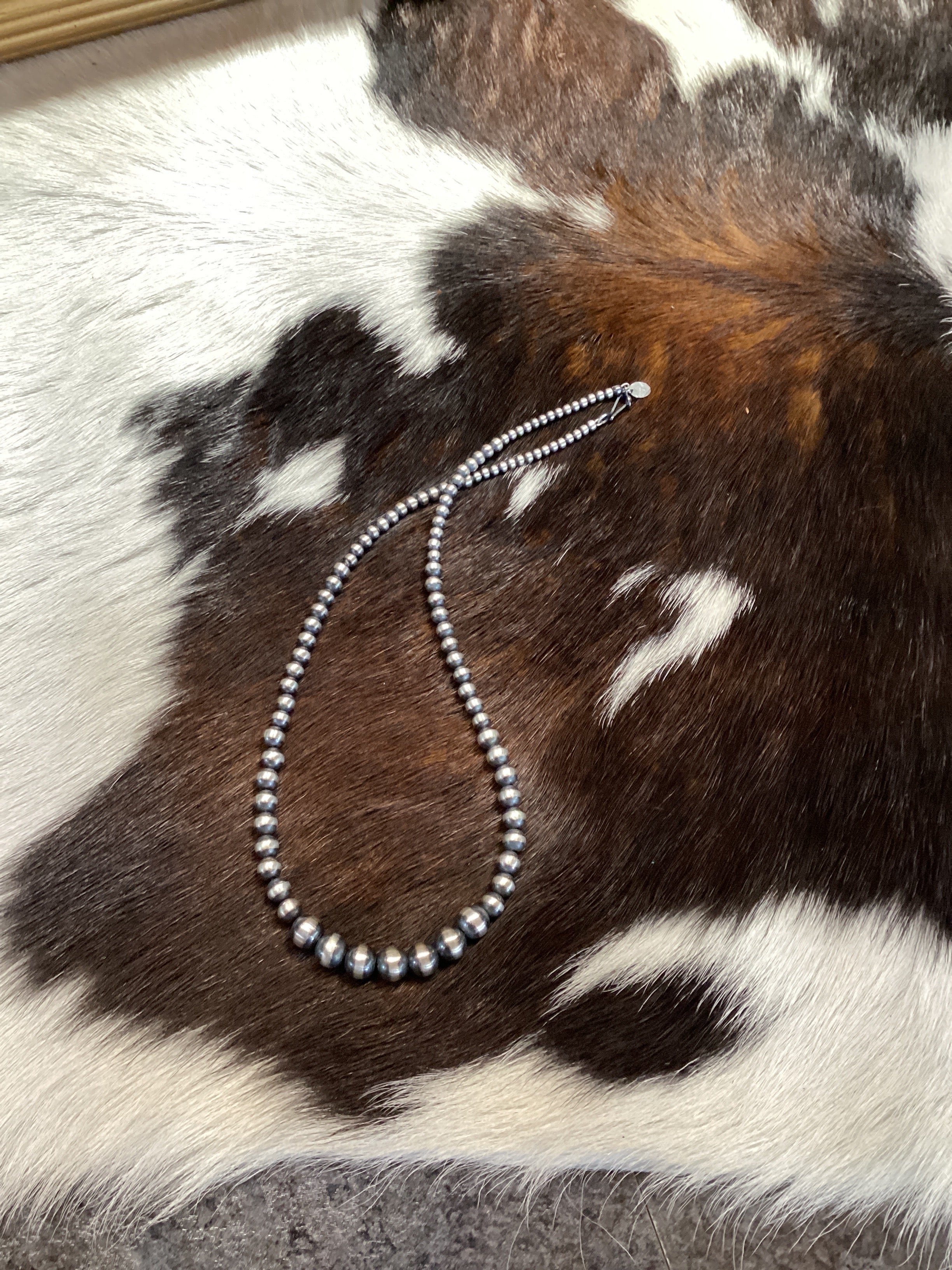 18" Graduated Machine Pearl Necklace