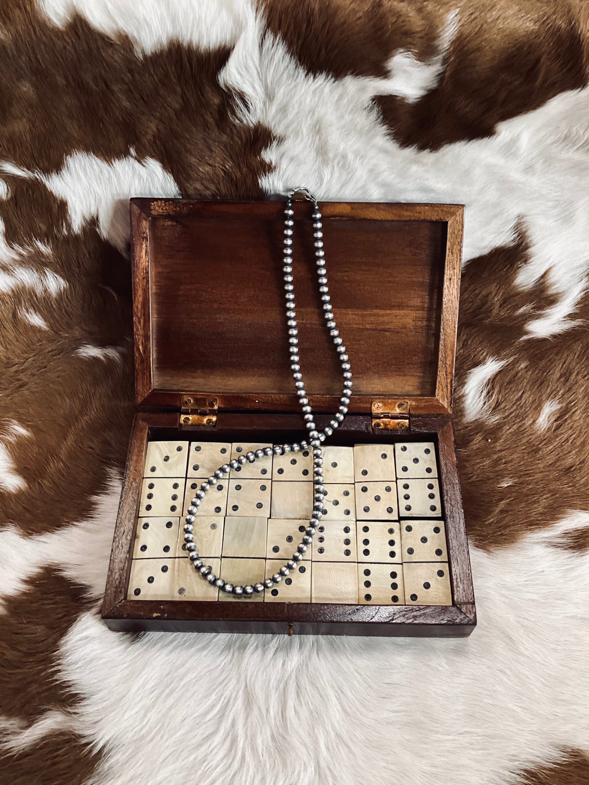 Navajo Pearl Necklace 6mm 24"