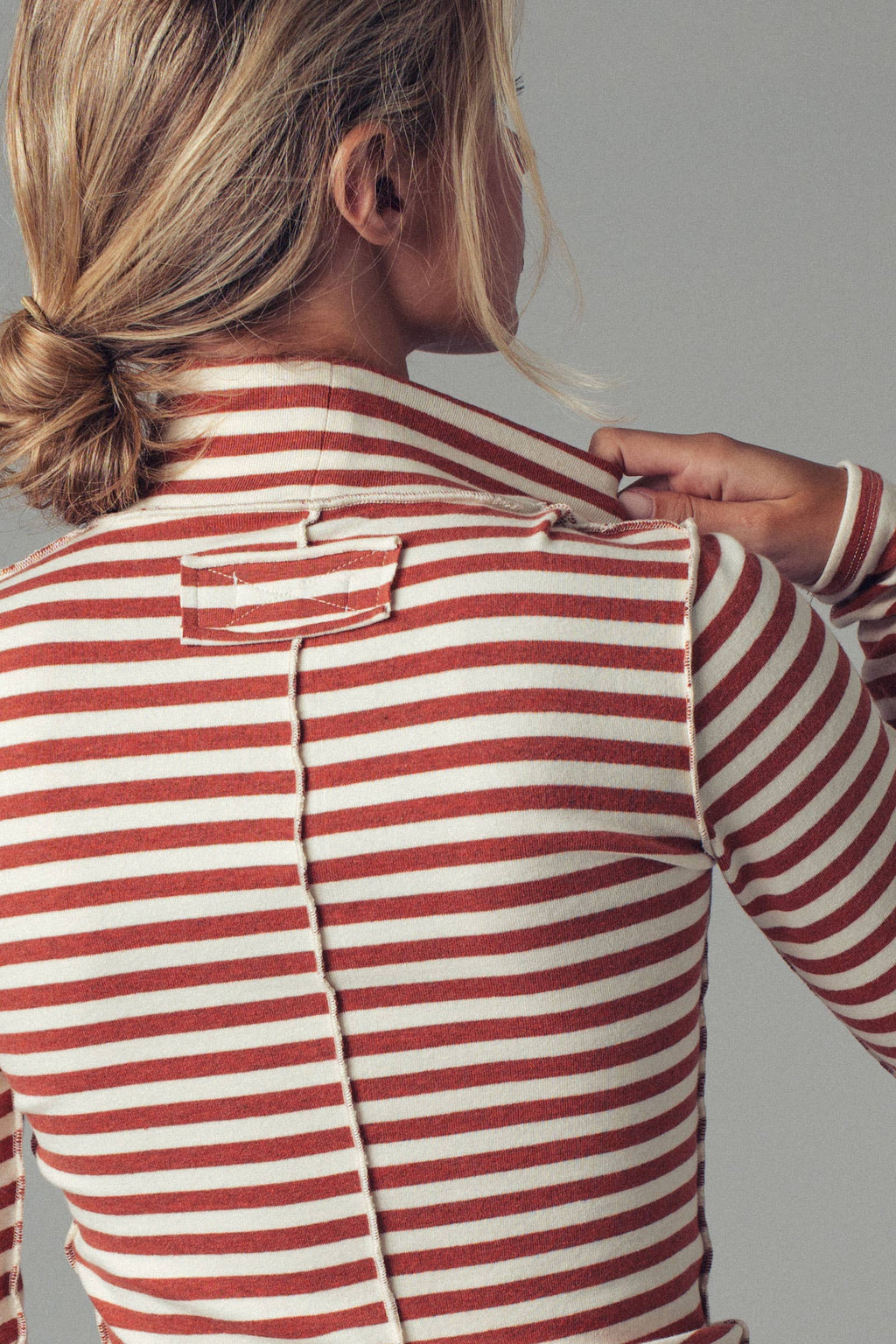 Contrast Seam Turtleneck Knit Top
