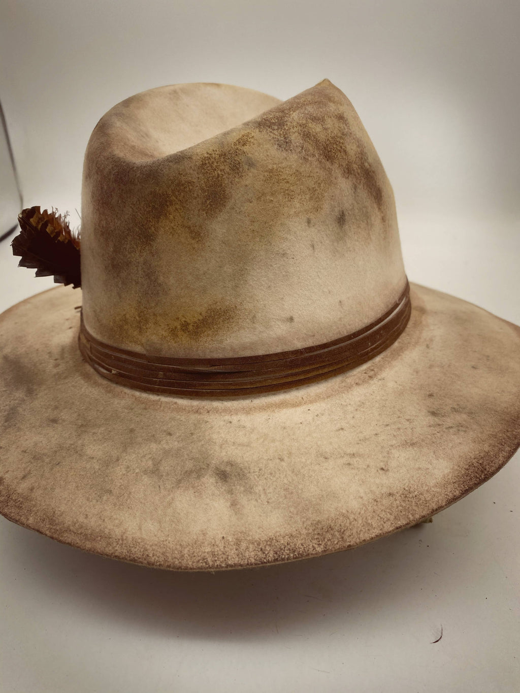 "POPS" Distressed Fedora