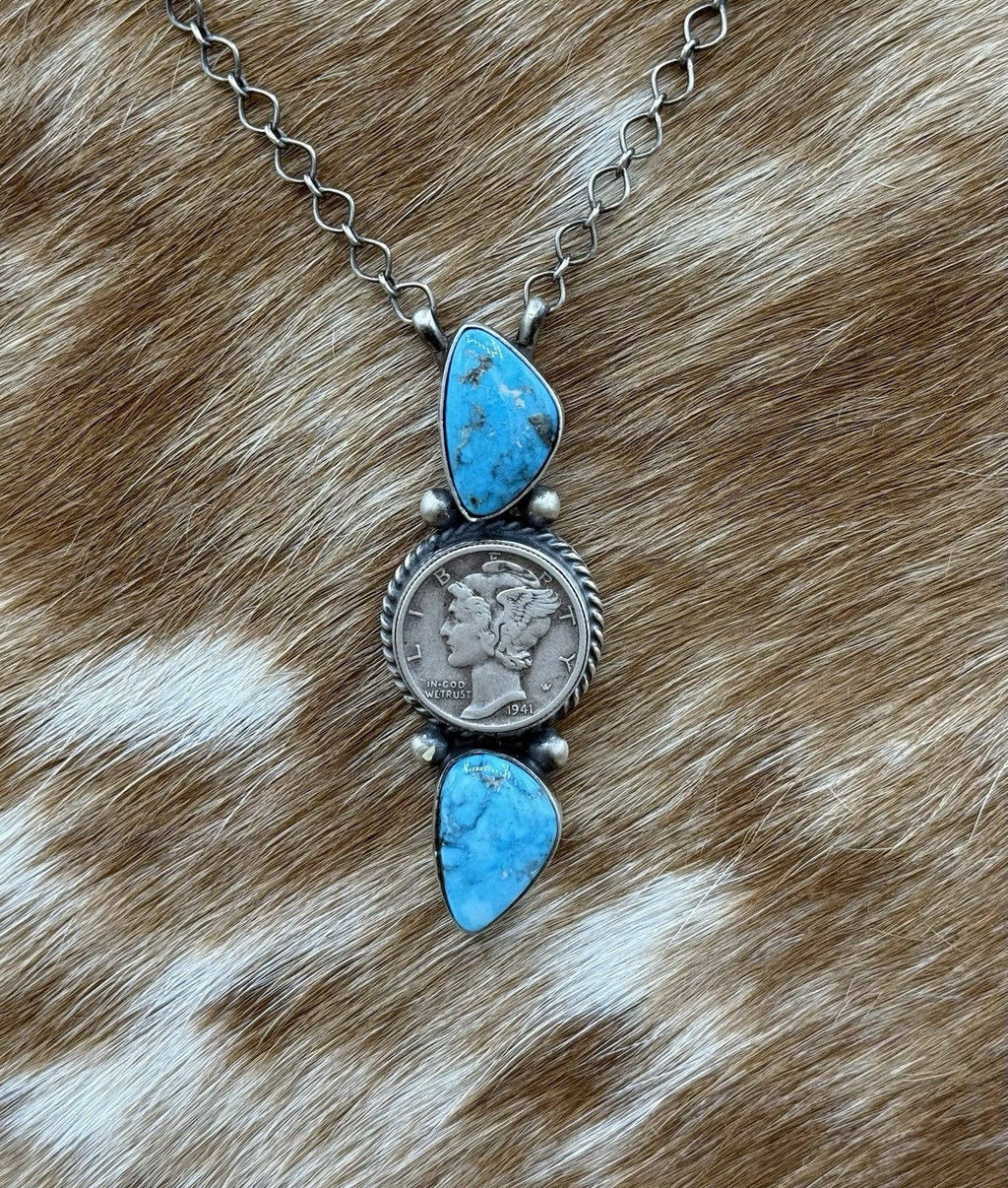 Navajo Handmade Silver Kingman Turquoise Liberty Dime Cluster Bar Necklace 18”